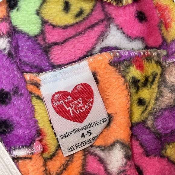 Fuzzy pants And shorts.  Size 4/5 - Picture 9 of 9